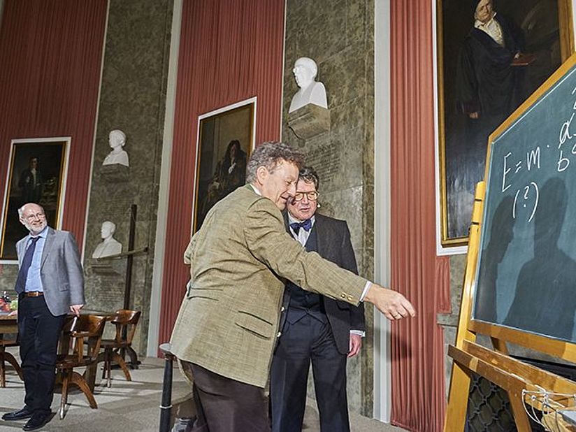 Vortrag im Ehrensaal.