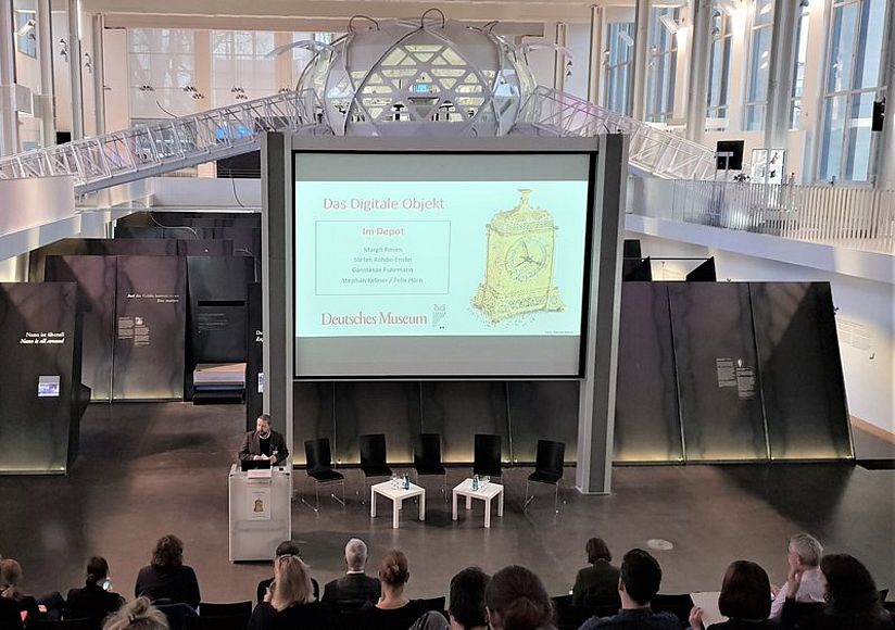 Vortrag während "Das Digitale Objekt 2018" im Zentrum Neue Technologien.