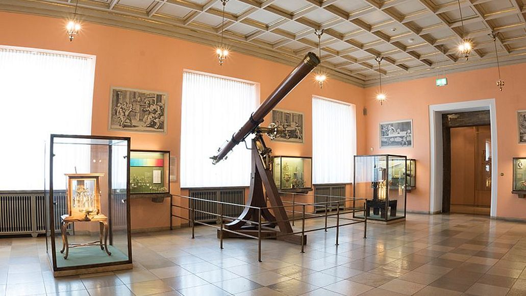 Neunzöller von Joseph Fraunhofer in der Akademiesammlung.