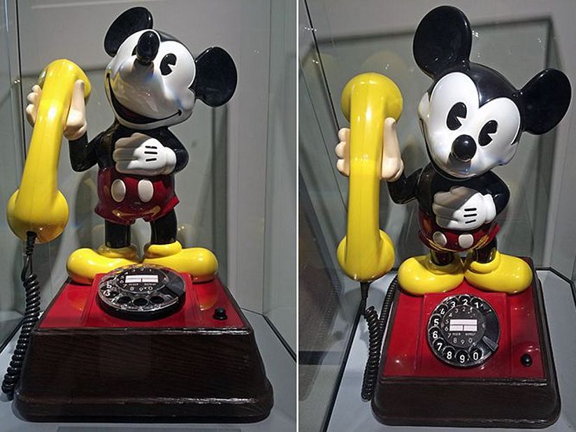 Telefon in Micky Maus Form.