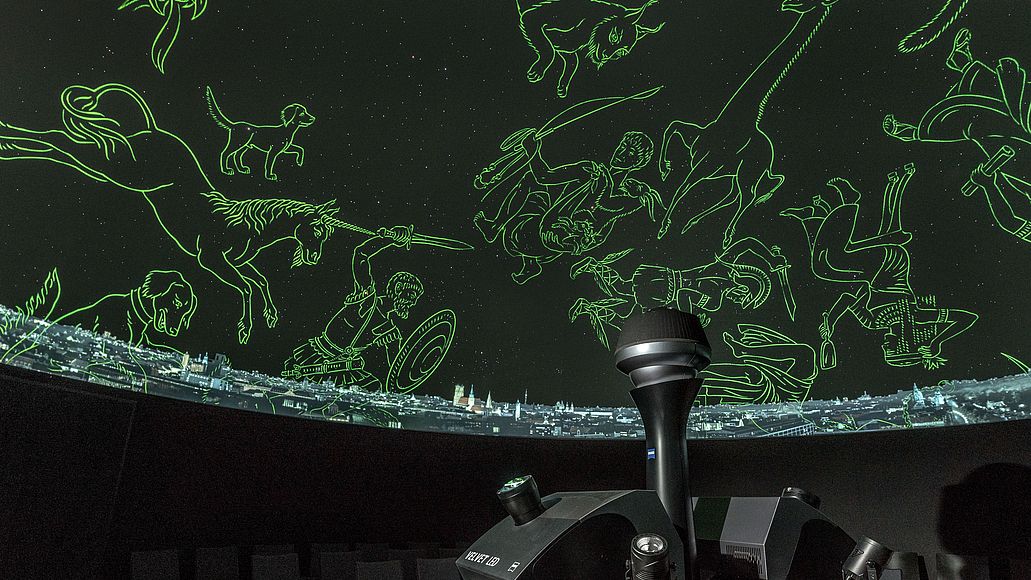 Sternbilder am Nachthimmel über München