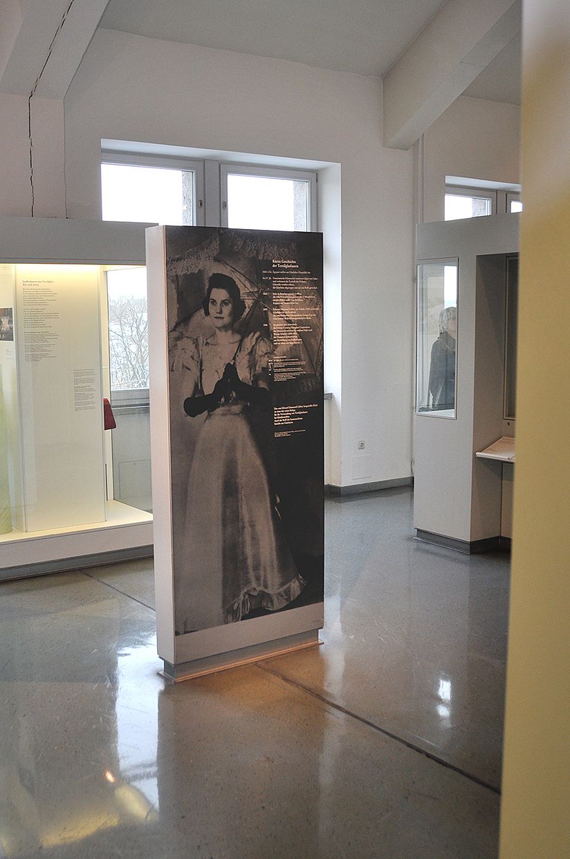 Blick in die Abteilung Glastechnik/Spezialglas im Deutschen Museum.