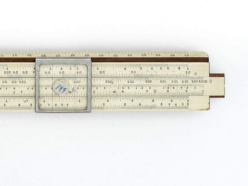 Rechenschieber zur Einstellung für Maschinen zur Metallbearbeitung