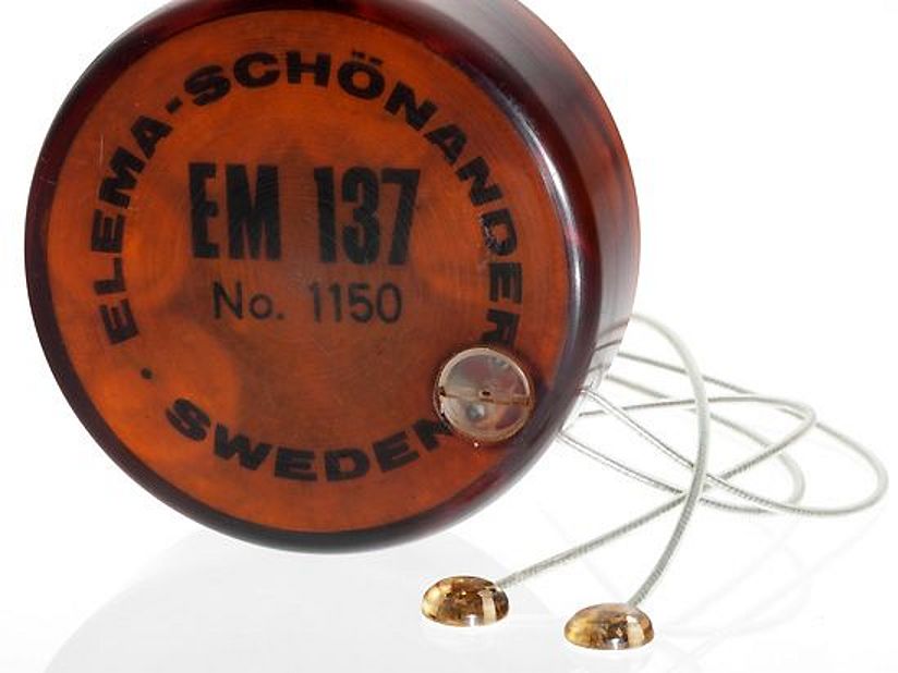 EM 137, einen der ersten Herzschrittmacher.