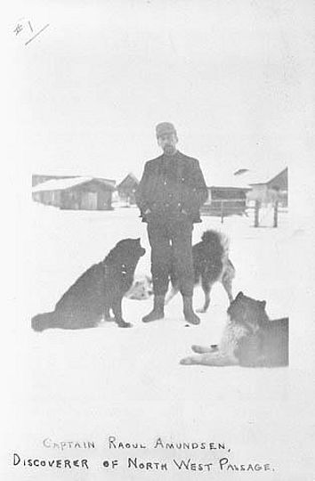 Alte Fotografie des Norwegers Amundsen.