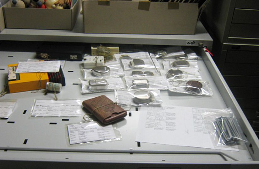 Herzschrittmacher im Depot des Deutschen Museums.