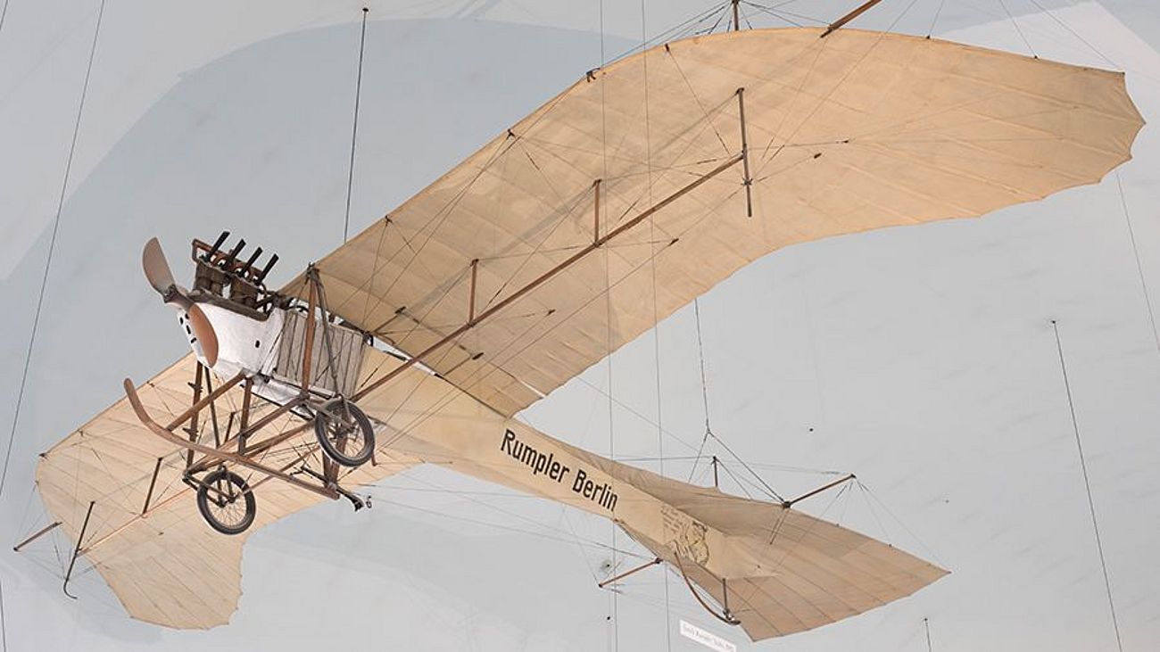 Etrich-Rumpler Taube in der Ausstellung Historische Luftfahrt.