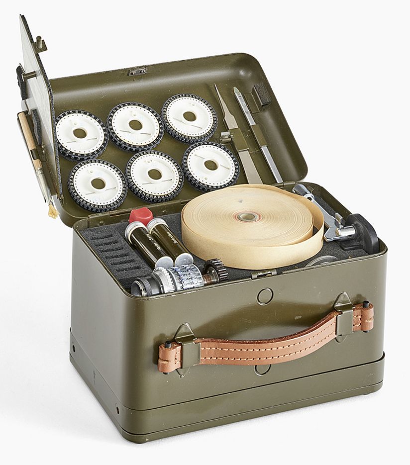 Elektromechanische Rotor-Chiffriermaschine H-54.