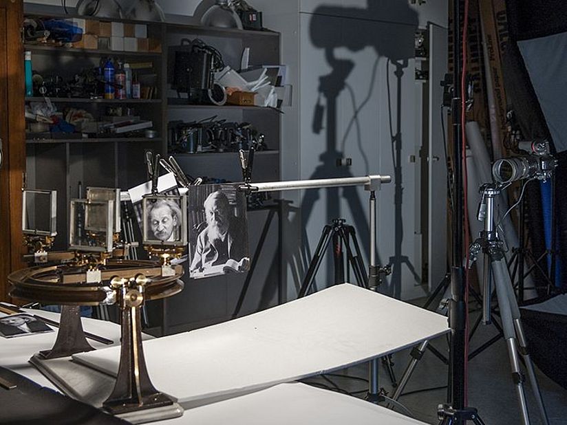Versuchsaufbau im Fotoatelier.
