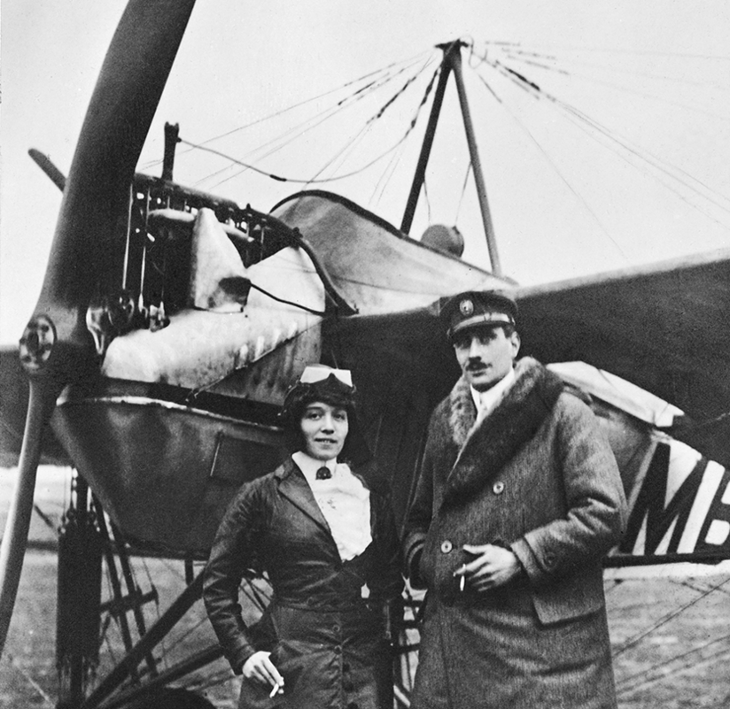 Melli Beese mit dem französischen Piloten und Fluglehrer Charles Boutard