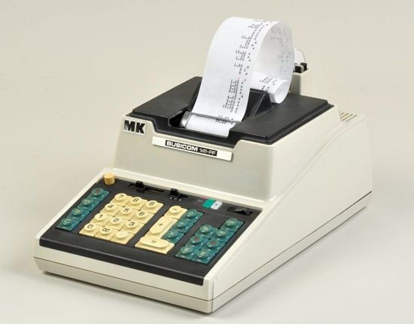 Tischrechner Busicom 141-PF.