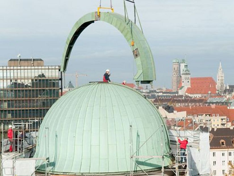 Die Spaltschieber werden wieder eingesetzt.