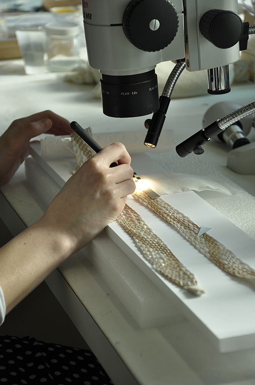 In-situ Tests zur Reinigung an einer Glasfaserkrawatte.