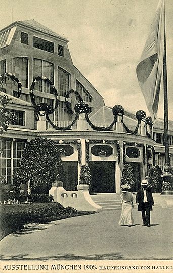 Historische Postkarte von 1908. Zu sehen ist der Haupteingang von Halle I.