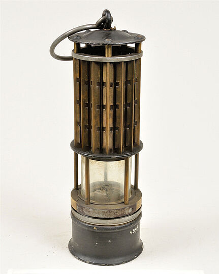Benzin-Sicherheitslampe.