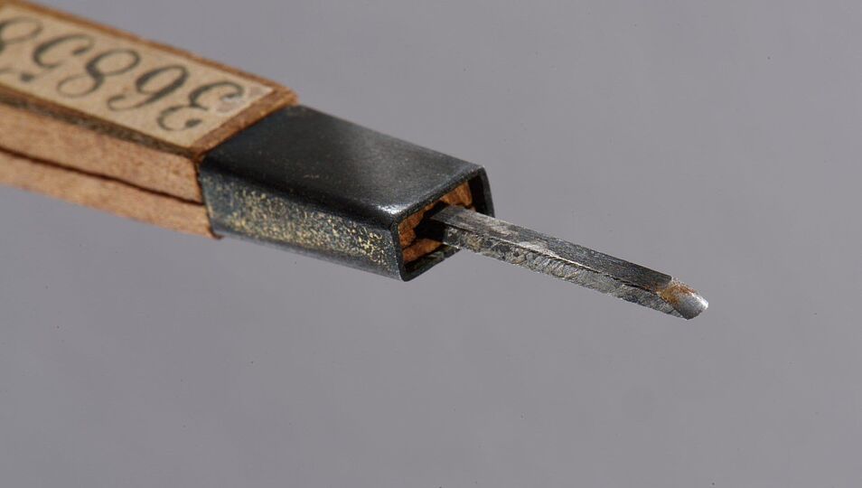 Detailaufnahme: Japanischer Grabstichel für Holzschnitt, vor 1912. Deutsches Museum, Inventar-Nr. 36858.