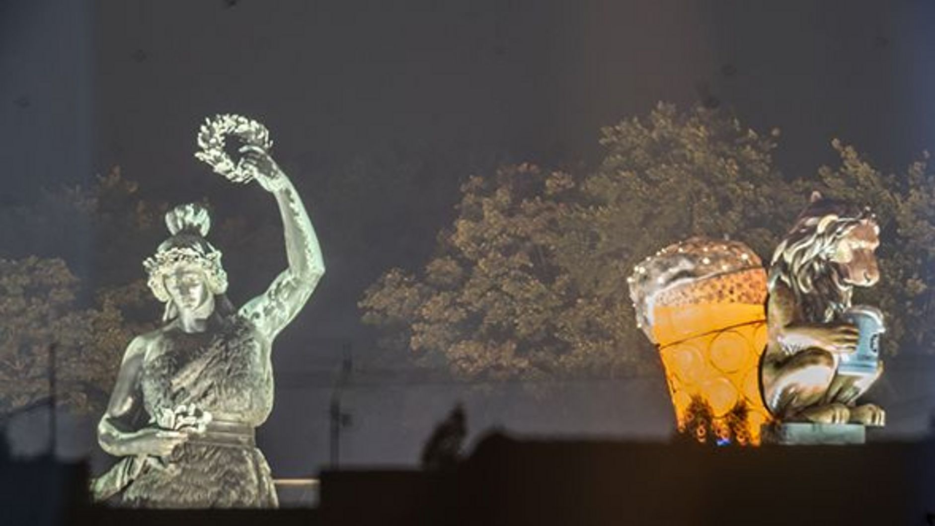 Oststernwarte: Blick auf die Bavaria.