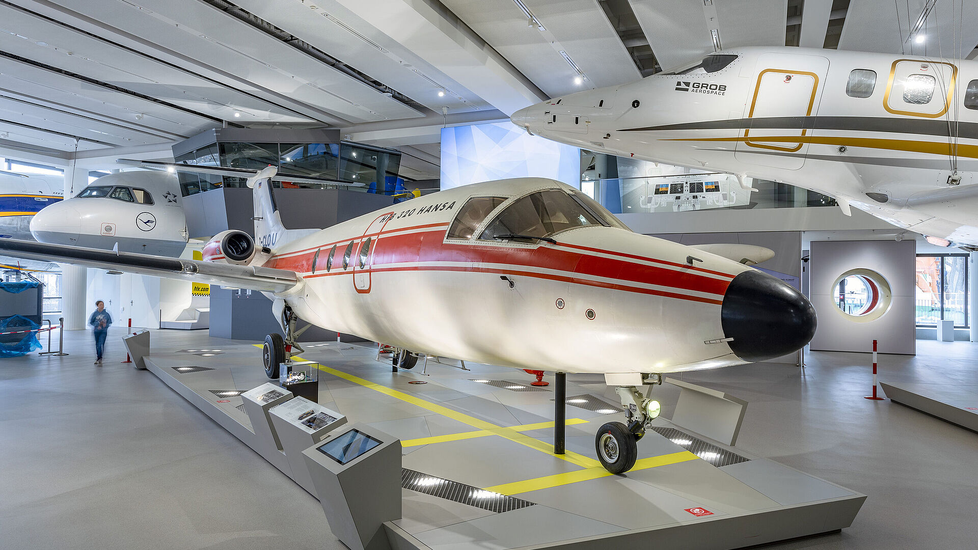 Hansajet und Grob-Jet in der Ausstellung Moderne Luftfahrt.